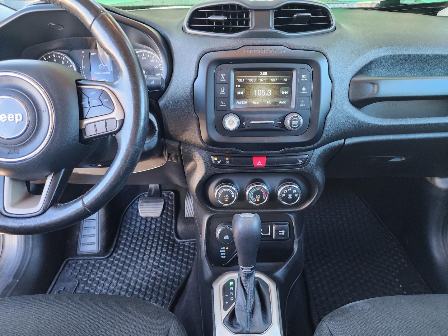 2017 GRAY Jeep Renegade LATITUDE (ZACCJBBB1HP) , AUTO transmission, located at 2660 S.Garland Avenue, Garland, TX, 75041, (469) 298-3118, 32.885387, -96.656776 - Welcome to DallasAutos4Less, one of the Premier BUY HERE PAY HERE Dealers in the North Dallas Area. We specialize in financing to people with NO CREDIT or BAD CREDIT. We need proof of income, proof of residence, and a ID. Come buy your new car from us today!! This is a Very clean 2017 JEEP RENEGA - Photo#14